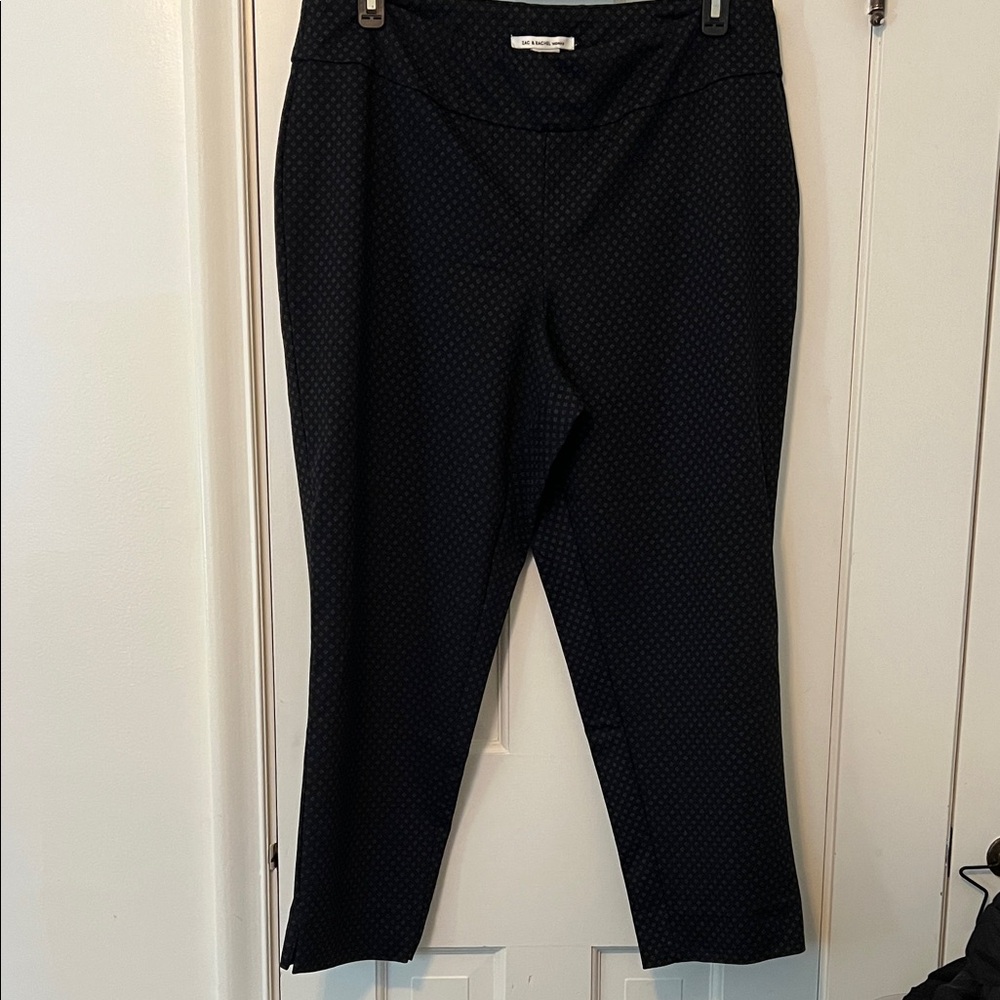Zac & Rachel Black w/print Ankle Pants